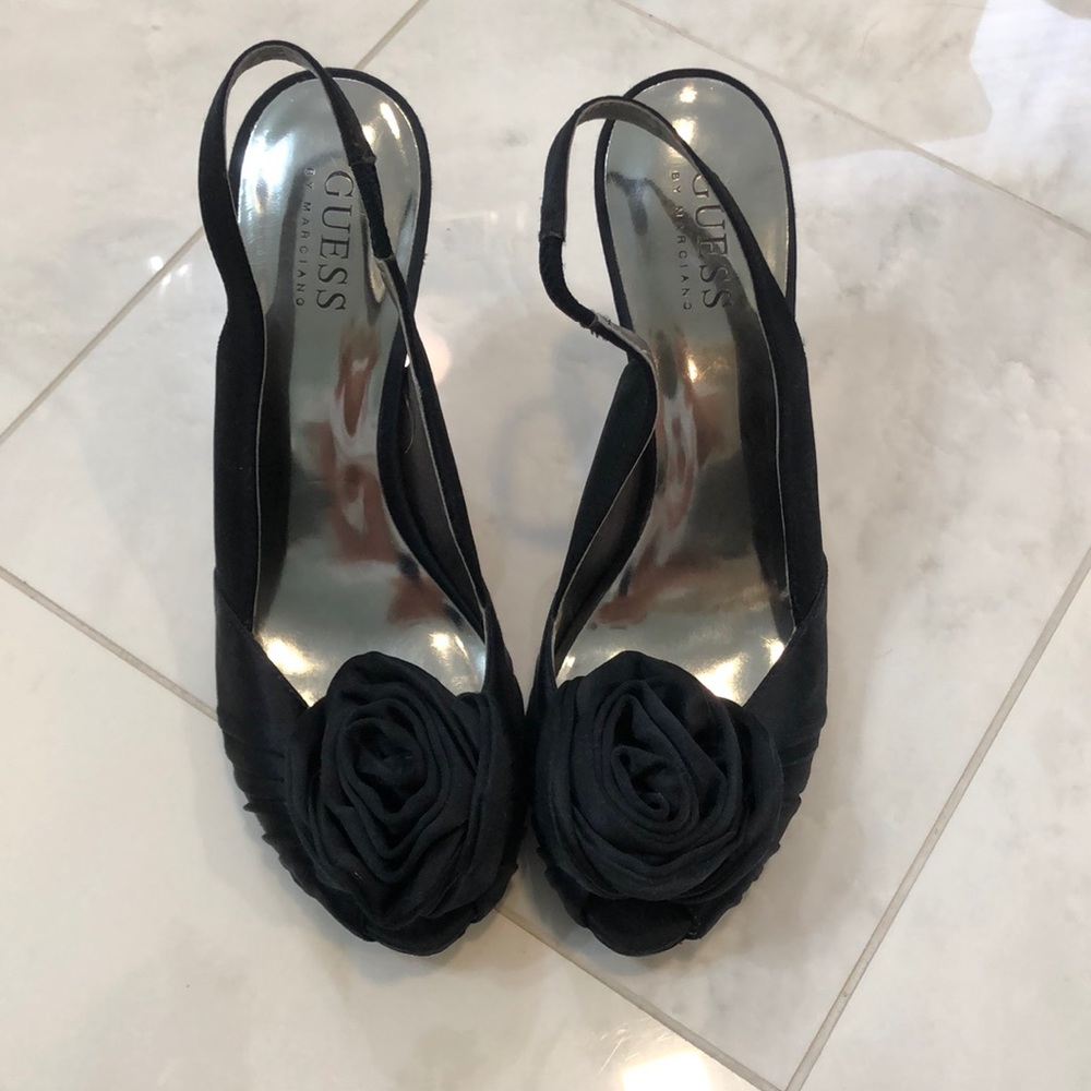 Black  guess heels